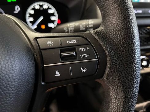 Used 2023 Honda HR-V LX image 25
