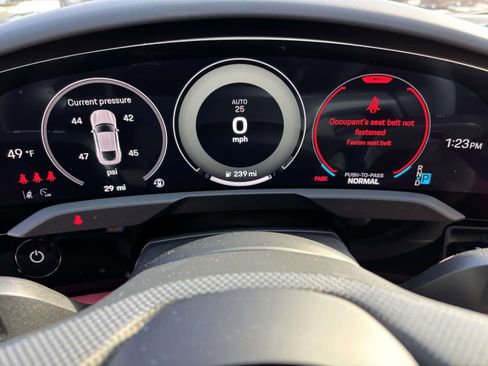 New 2026 Porsche Taycan GTS AWD/4WD image 31