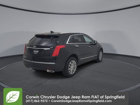 Used 2017 Cadillac XT5 Luxury w/ Driver Awareness Package image 14
