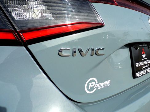 Used 2024 Honda Civic Sport image 7