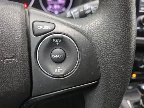 Used 2019 Honda HR-V LX image 23