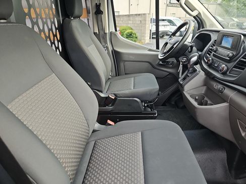 Used 2025 Ford Transit 250 Low Roof w/ Exterior Upgrade Package RWD image 10