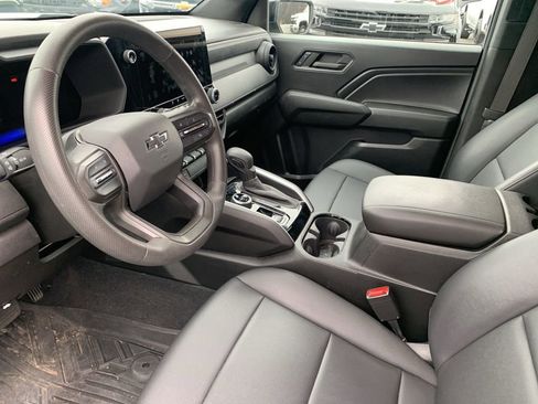 Used 2024 Chevrolet Colorado Trail Boss w/ Advanced Trailering Package AWD/4WD image 16