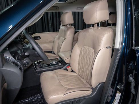 Used 2023 Nissan Armada Platinum w/ Captain's Chairs Package AWD/4WD image 12