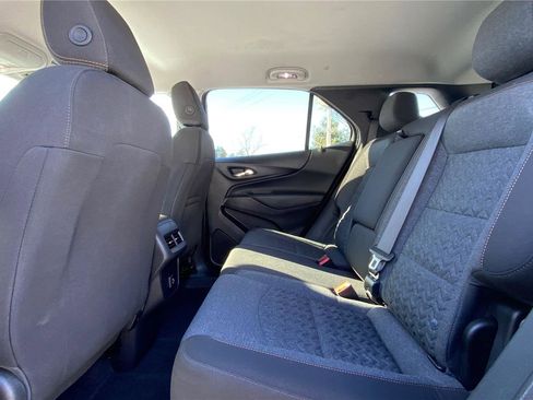 Used 2024 Chevrolet Equinox LT image 11