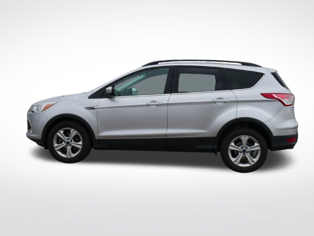 Used 2016 Ford Escape SE w/ SE Leather Comfort Package FWD image 6