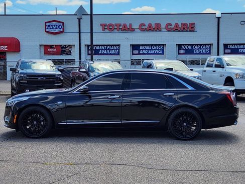 Used 2020 Cadillac CT6 Luxury AWD/4WD image 2