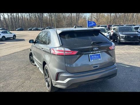 Certified 2024 Ford Edge ST-Line AWD/4WD image 5