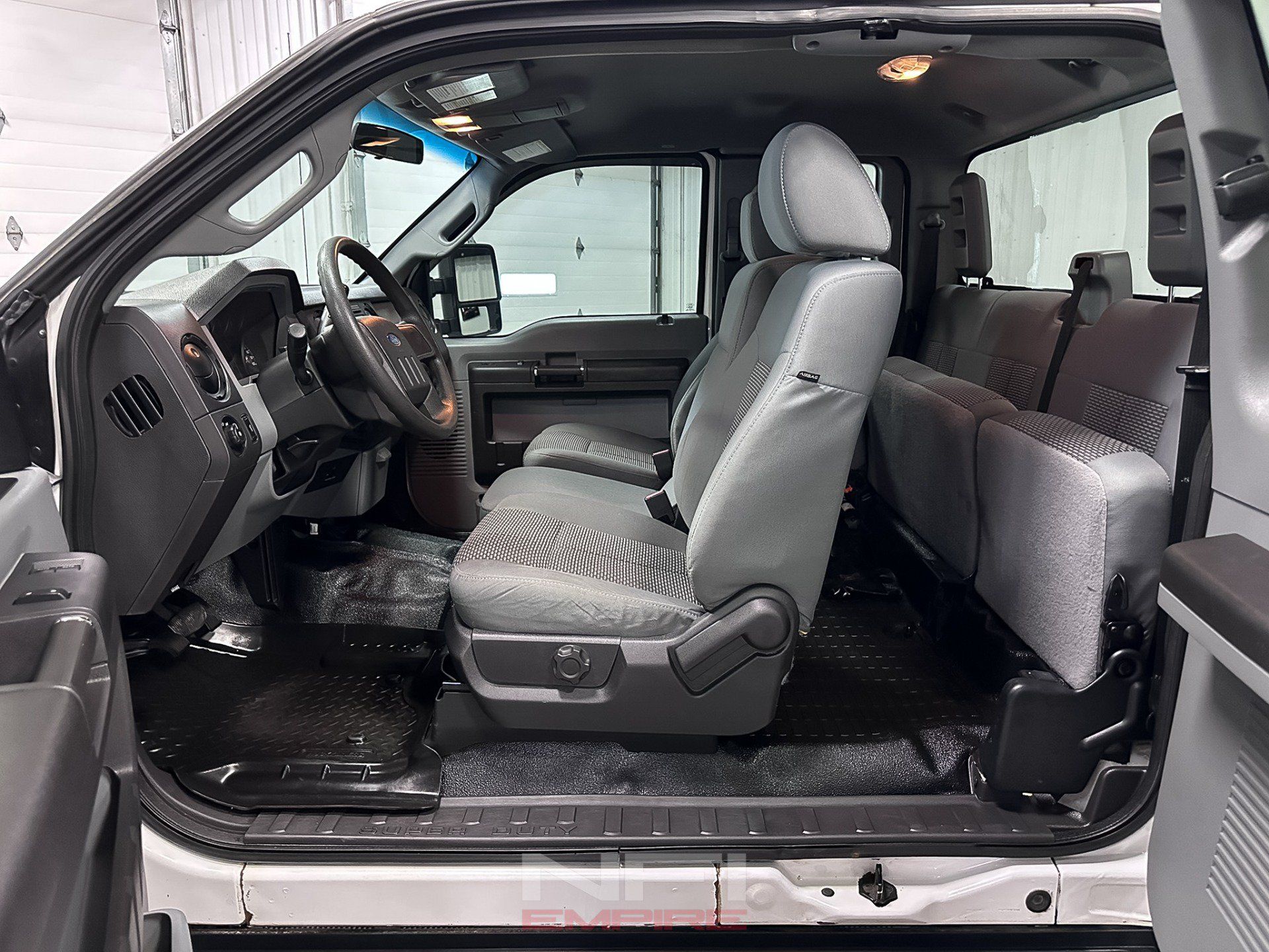 Used 2015 Ford F350 XL w/ Power Equipment Group AWD/4WD image 30