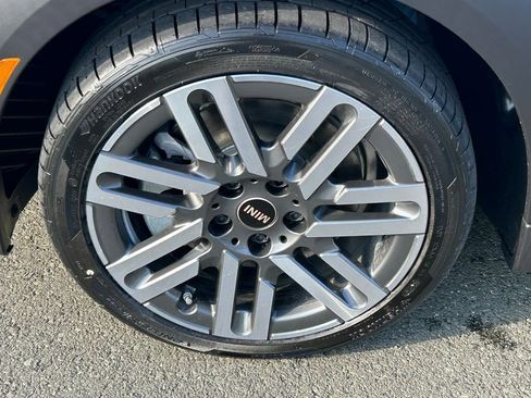 New 2026 MINI Cooper S image 9