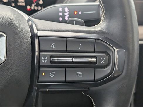 Used 2025 GMC Yukon Denali Ultimate image 19