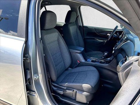 Used 2024 Chevrolet Equinox LT FWD image 9