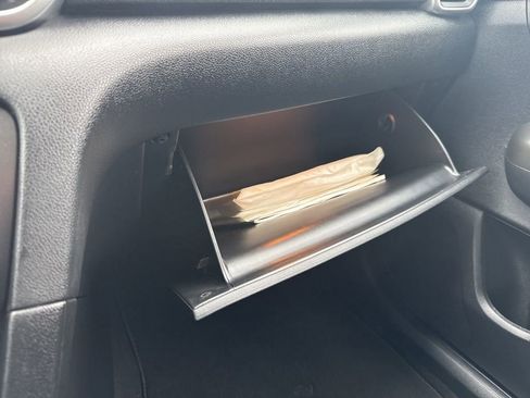 Used 2022 Kia Sportage LX image 35