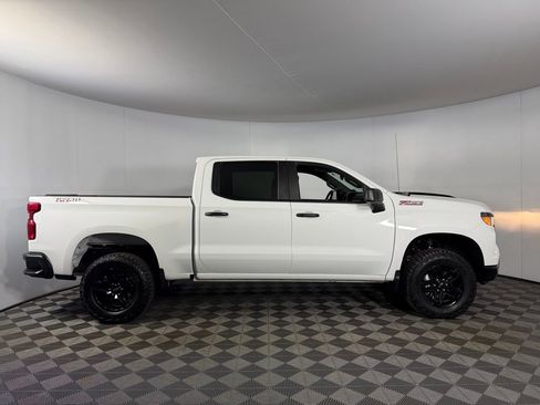 Used 2025 Chevrolet Silverado 1500 Custom Trail Boss image 3