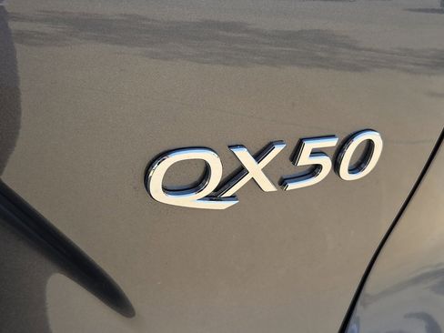 Certified 2023 INFINITI QX50 Luxe image 28