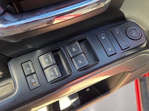 Used 2018 Chevrolet Silverado 1500 LT RWD image 19
