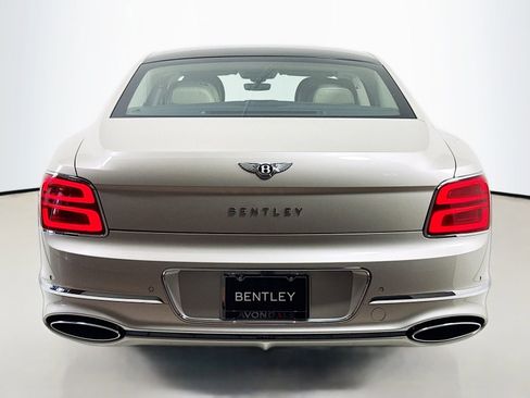 New 2026 Bentley Flying Spur Plug-In Hybrid image 6