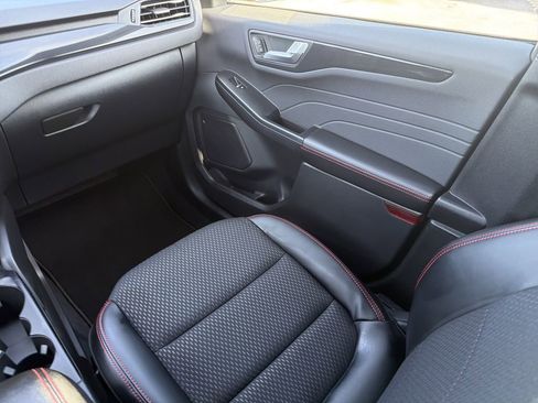 New 2026 Ford Escape ST-Line w/ Tech Pack #1 FWD image 15