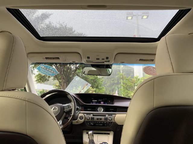 Used 2018 Lexus ES 350 w/ Premier Package FWD image 32