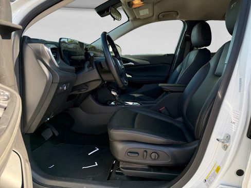 Used 2024 Buick Encore GX Sport Touring w/ Comfort Package FWD image 10