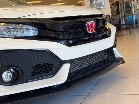 Used 2019 Honda Civic Type R image 24