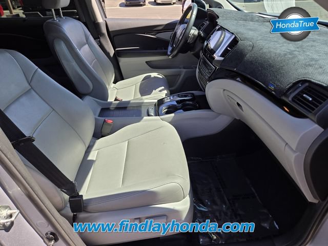 Certified 2017 Honda Pilot Touring image 24