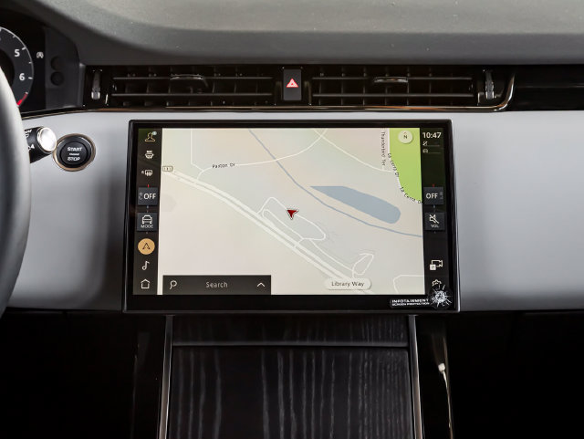 New 2026 Land Rover Range Rover Evoque Hoxton AWD/4WD image 18