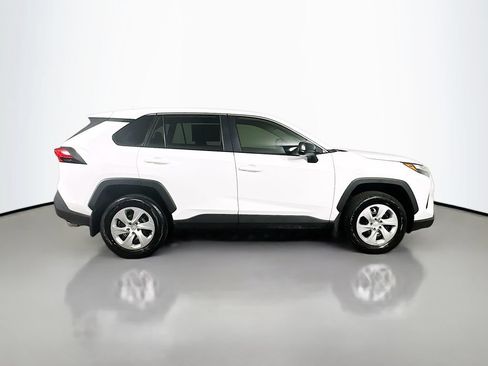 Used 2025 Toyota RAV4 LE AWD/4WD image 7