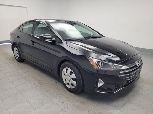 Used 2020 Hyundai Elantra SE image 13