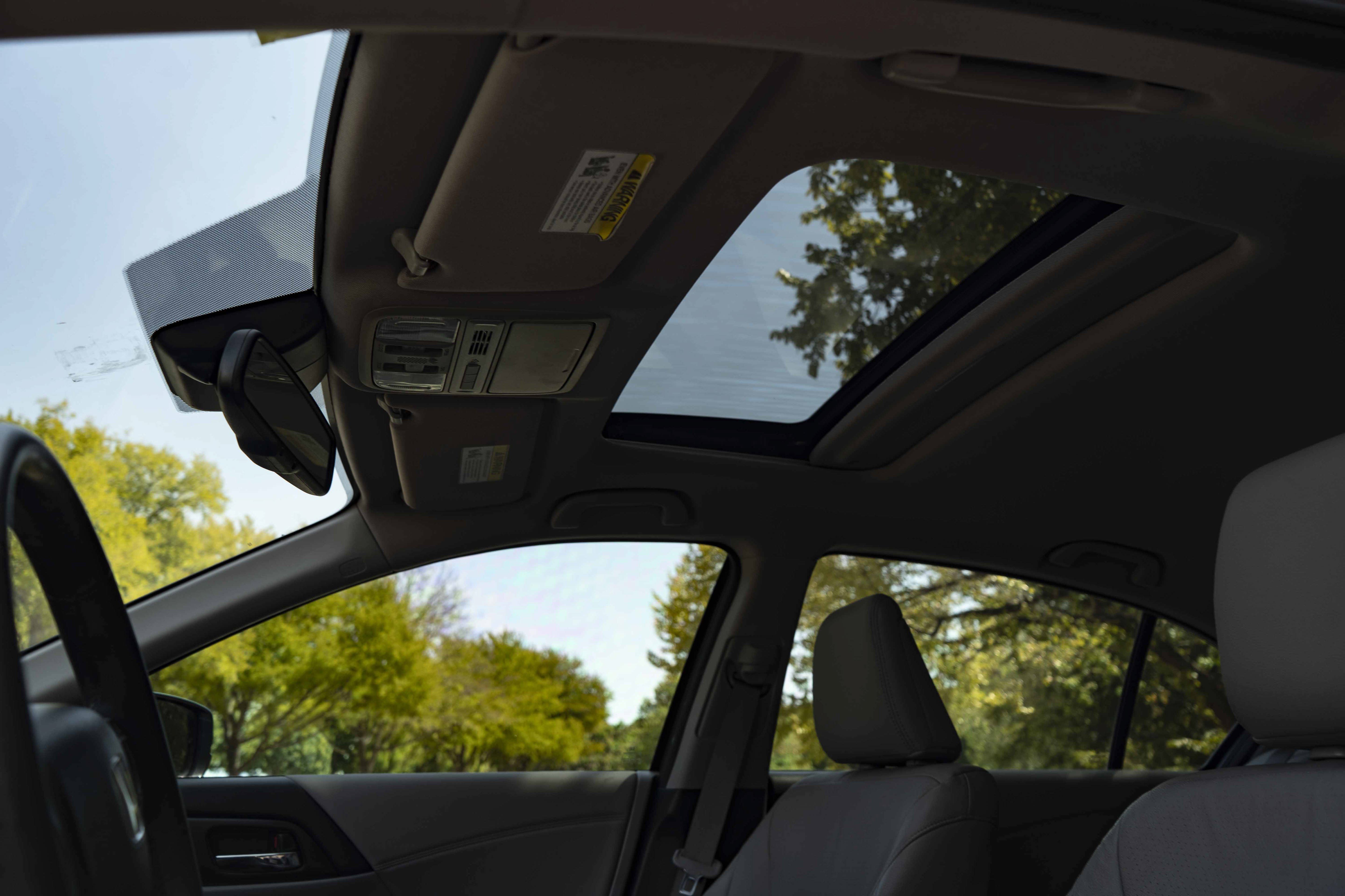 Used 2015 Honda Accord EX-L image 34