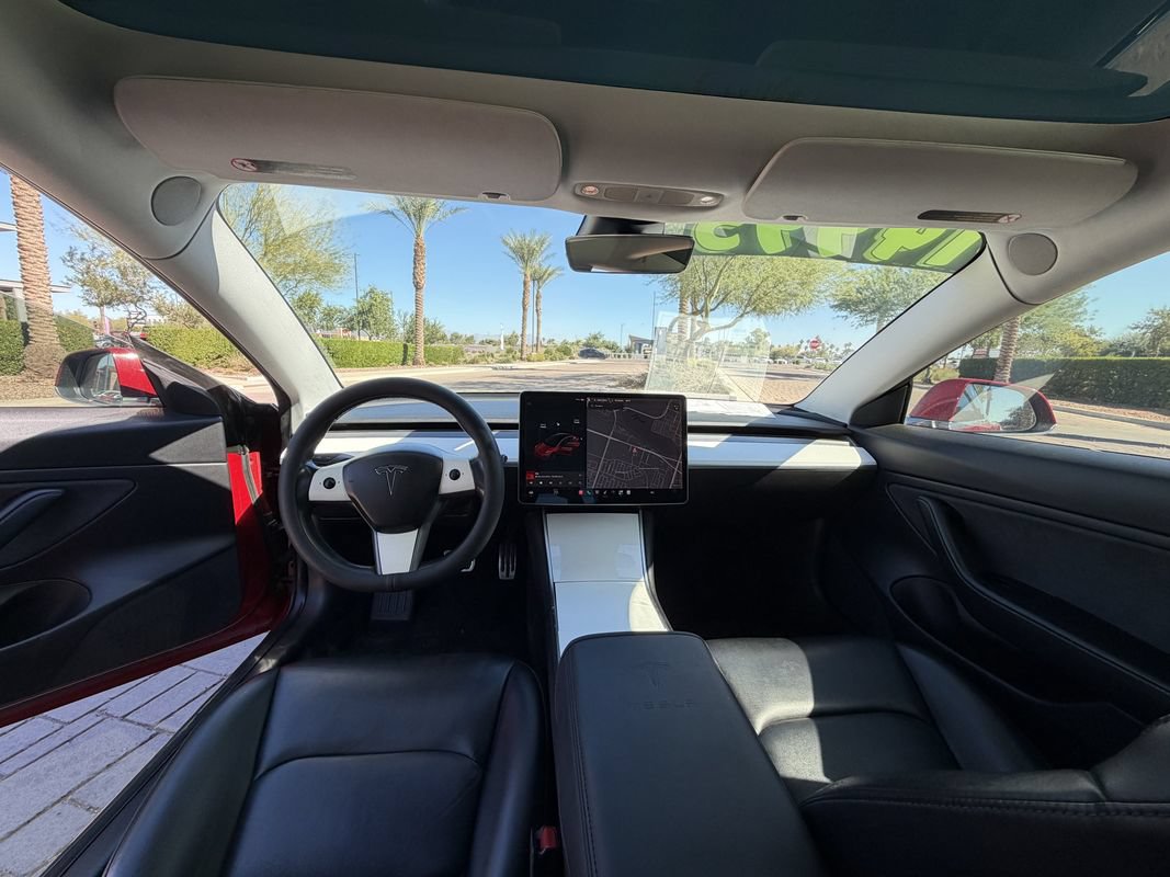 Used 2019 Tesla Model 3 Standard Range RWD image 11