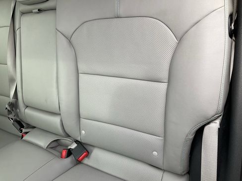 Used 2019 Kia Niro EX Premium w/ Sunroof Package image 29