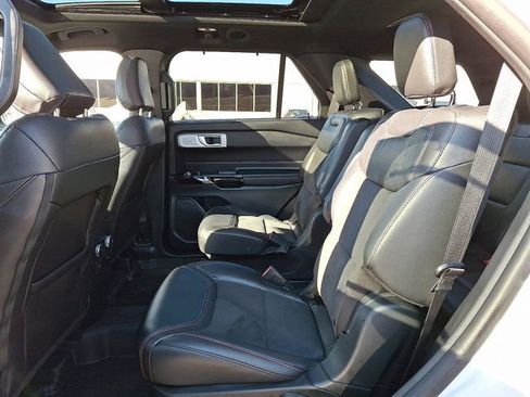 Used 2022 Ford Explorer ST w/ Equipment Group 401A image 13