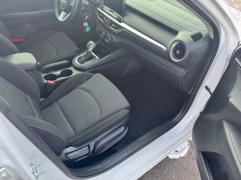 Used 2022 Kia Forte LXS image 15