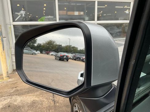 Used 2025 Hyundai Santa Fe SEL image 20