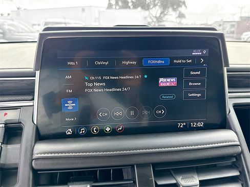 Used 2021 GMC Yukon XL SLT image 16