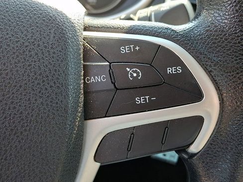 Used 2014 Jeep Cherokee Sport AWD/4WD image 21