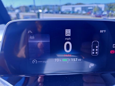 New 2025 Volkswagen ID. Buzz Pro S Plus AWD/4WD image 15