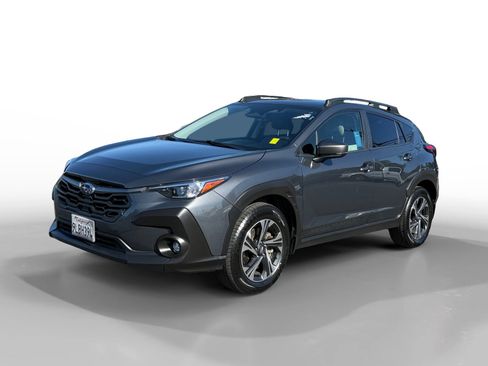 Used 2024 Subaru Crosstrek 2.0i Premium w/ Popular Package #4 AWD/4WD image 1