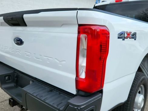 Used 2023 Ford F350 XL image 11