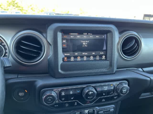 Used 2023 Jeep Wrangler Unlimited Sport AWD/4WD image 24