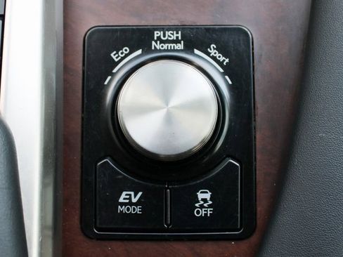 Used 2020 Lexus RX 450h AWD w/ Premium Package image 23