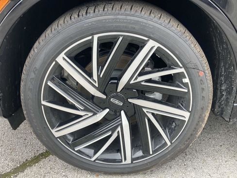 New 2025 Lincoln Aviator Black Label w/ Jet Appearance Package image 14