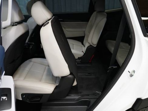Used 2023 Kia Telluride EX w/ EX Captain's Chair Package AWD/4WD image 51
