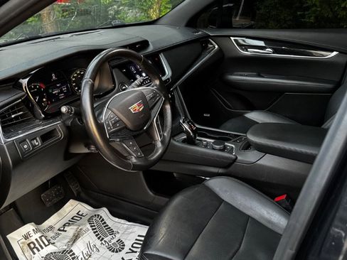 Used 2020 Cadillac XT5 Premium Luxury FWD image 14