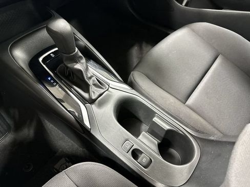 Used 2024 Toyota Corolla LE FWD image 31