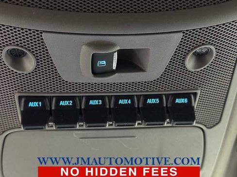 Used 2021 Ford F350 Lariat image 37