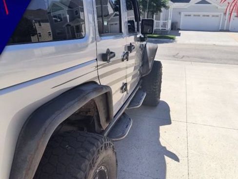 Used 2014 Jeep Wrangler Unlimited Rubicon w/ Dual Top Group AWD/4WD image 5