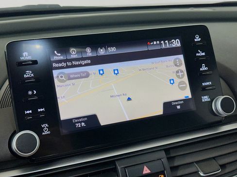 Used 2018 Honda Accord Touring image 22