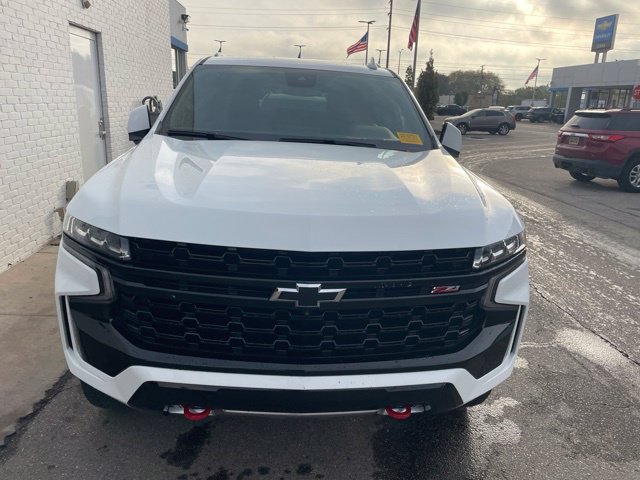 Used 2023 Chevrolet Suburban Z71 w/ Z71 Off-Road Package AWD/4WD image 14